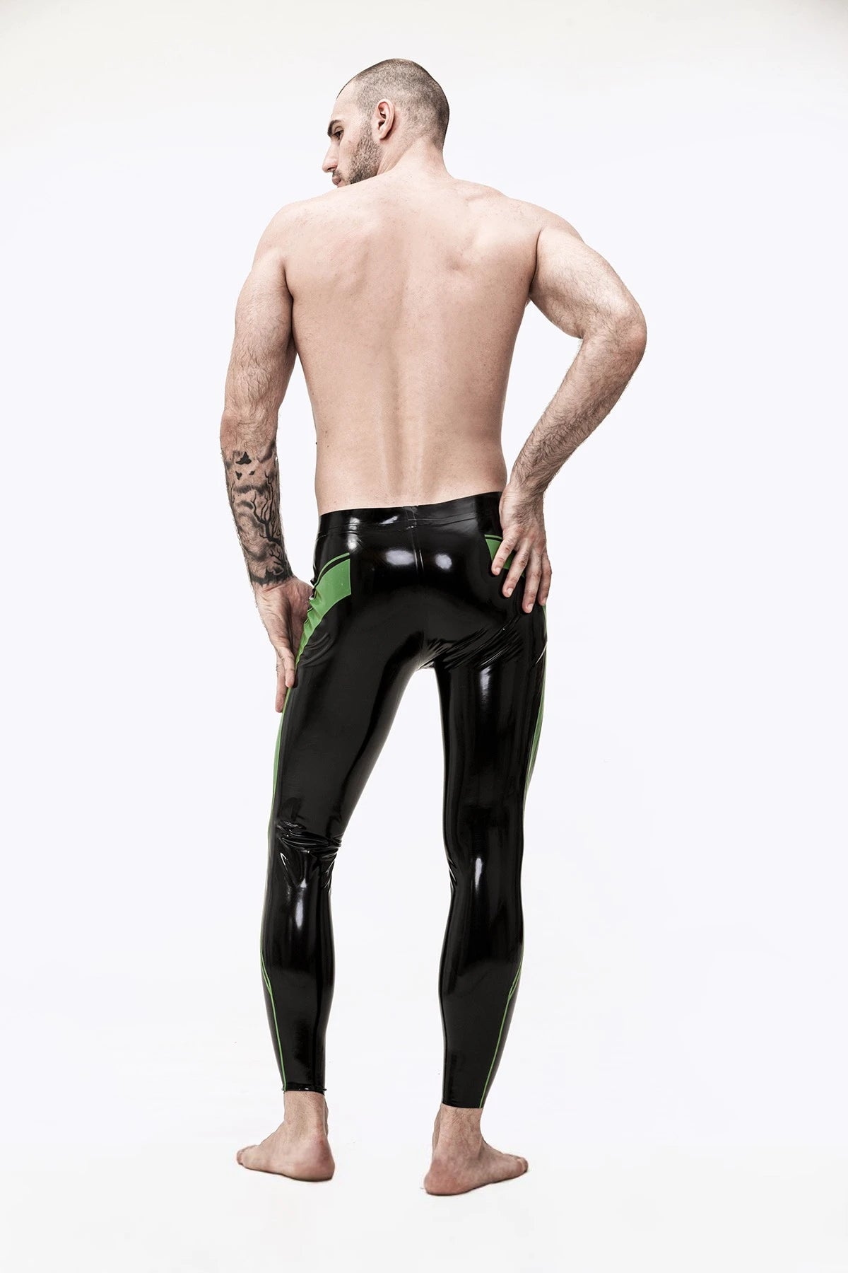 Black, trim color is Metallic Green KPMTL093