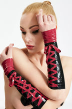 Black, trim color is Red KPFGL014