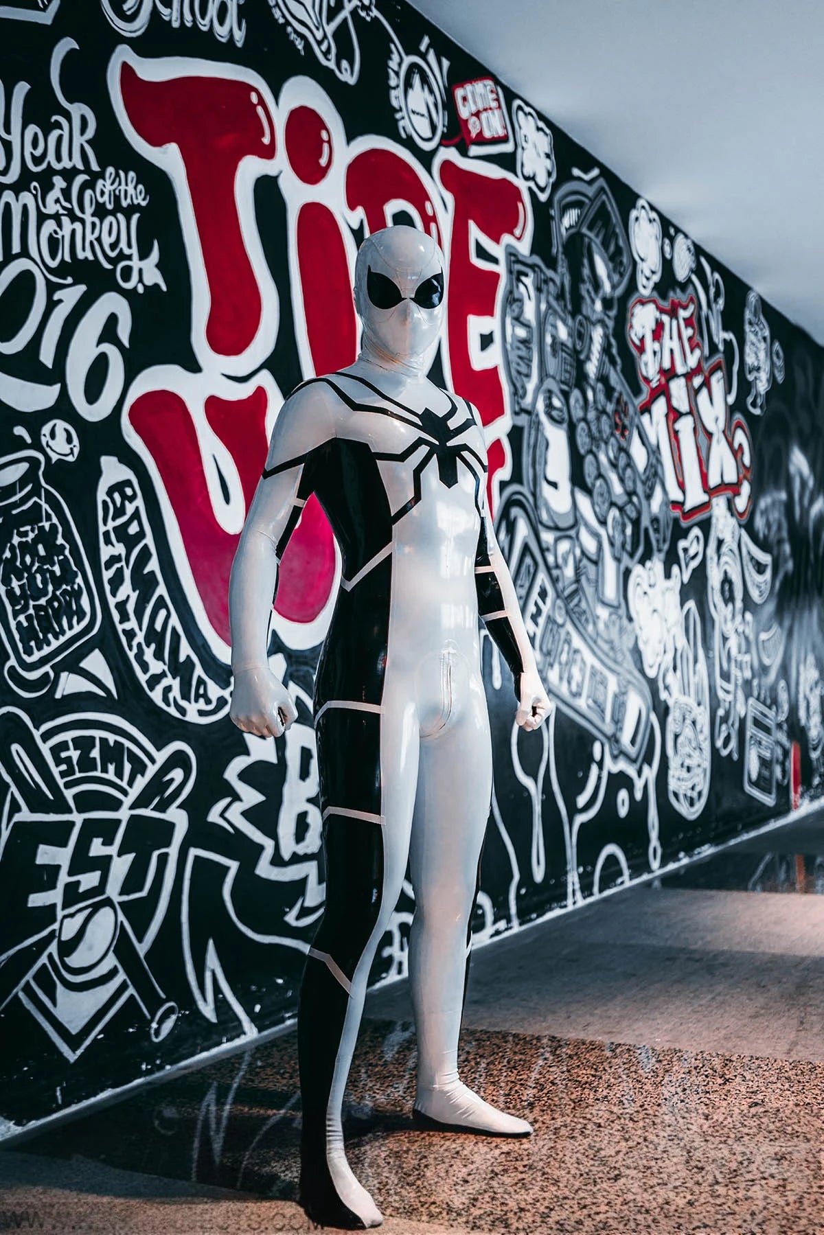 Cream White Male 'White Steppe' Spidey Latex Catsuit