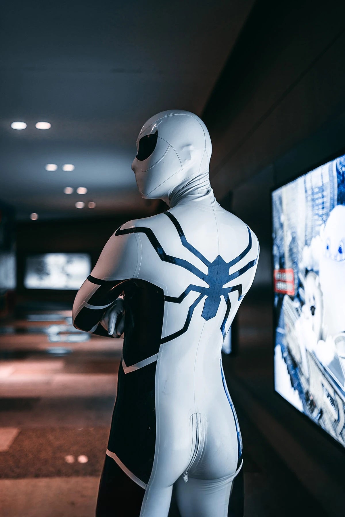 Cream White Male 'White Steppe' Spidey Latex Catsuit