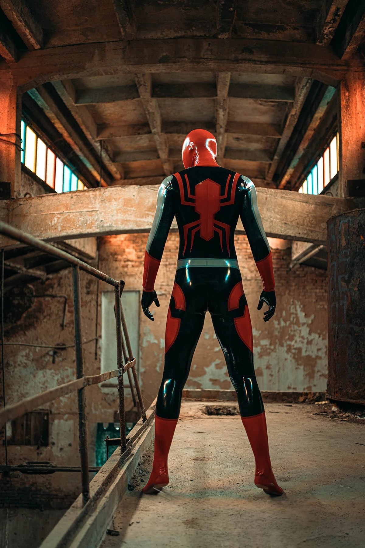 Black Male Zipperless Neck Entry 'Spidey' Latex Catsuit