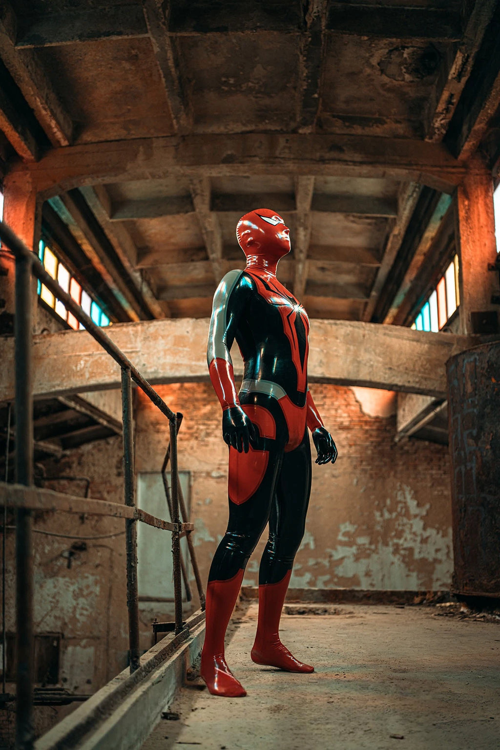 Black Male Zipperless Neck Entry 'Spidey' Latex Catsuit