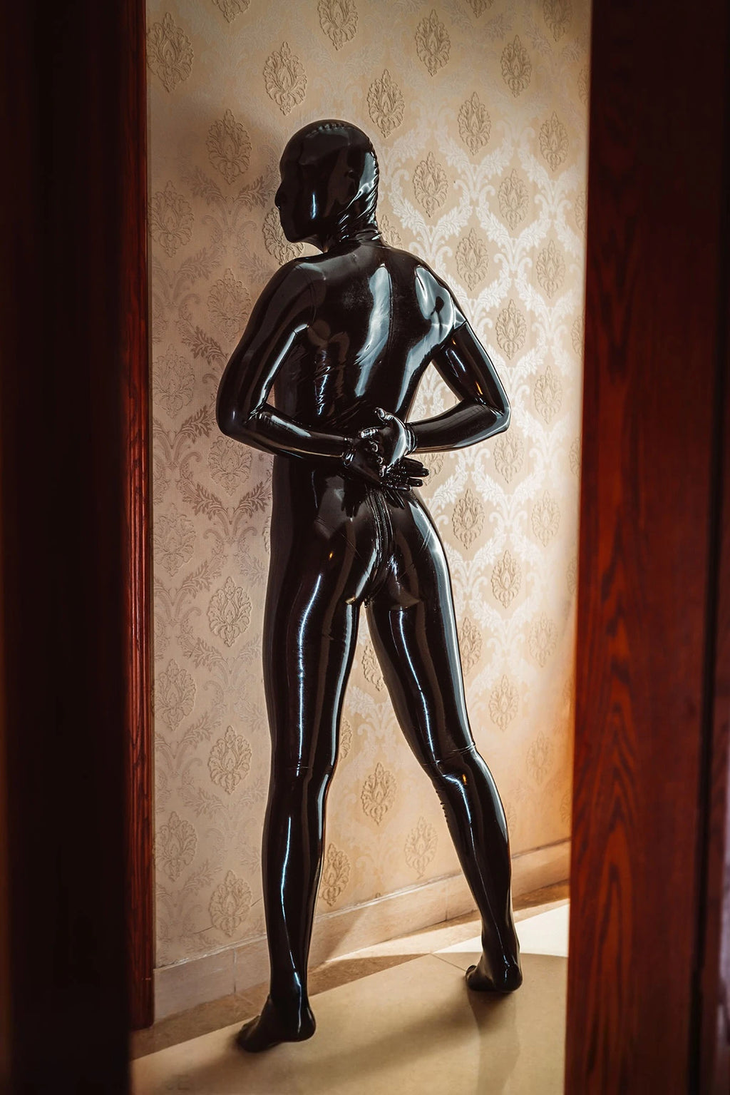 Male 'Stealth' Two-pieces Fully-Enclosed Latex Catsuit