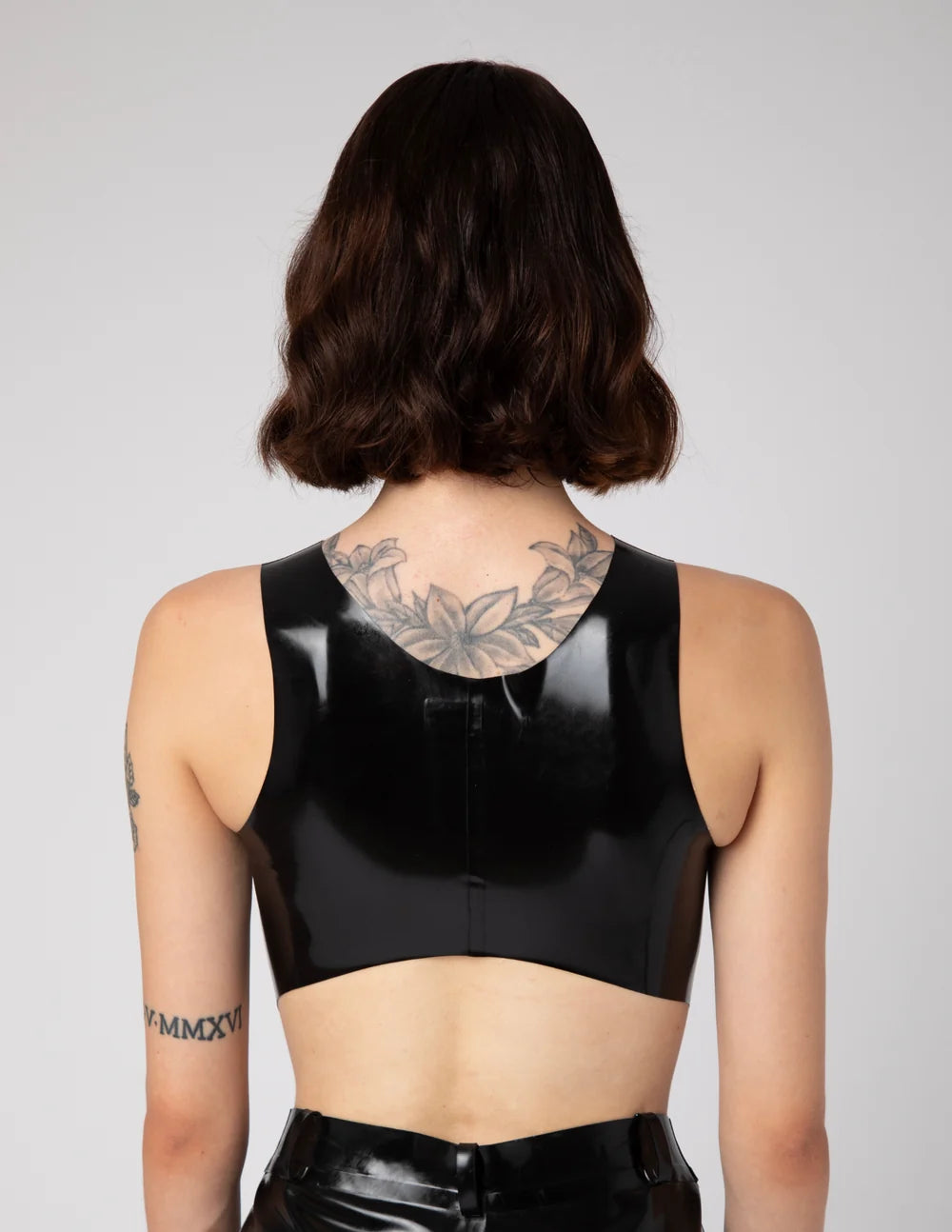Tight-Fit Curved Latex Crop Top